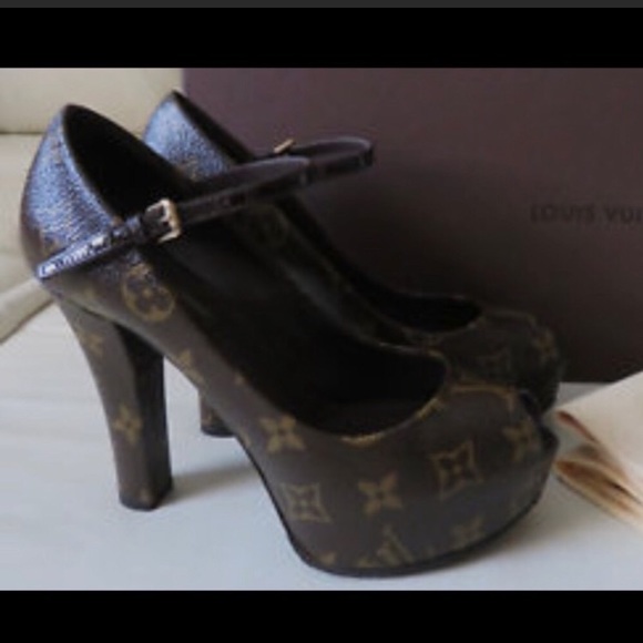 Louis Vuitton  vanity platform 100% AUTHENTIC - Picture 1 of 12